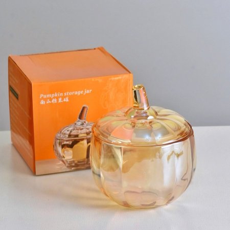 يقطينة زجاج للضيافة